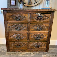 8 Drawer Dresser