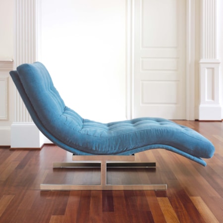 Hug Chaise   