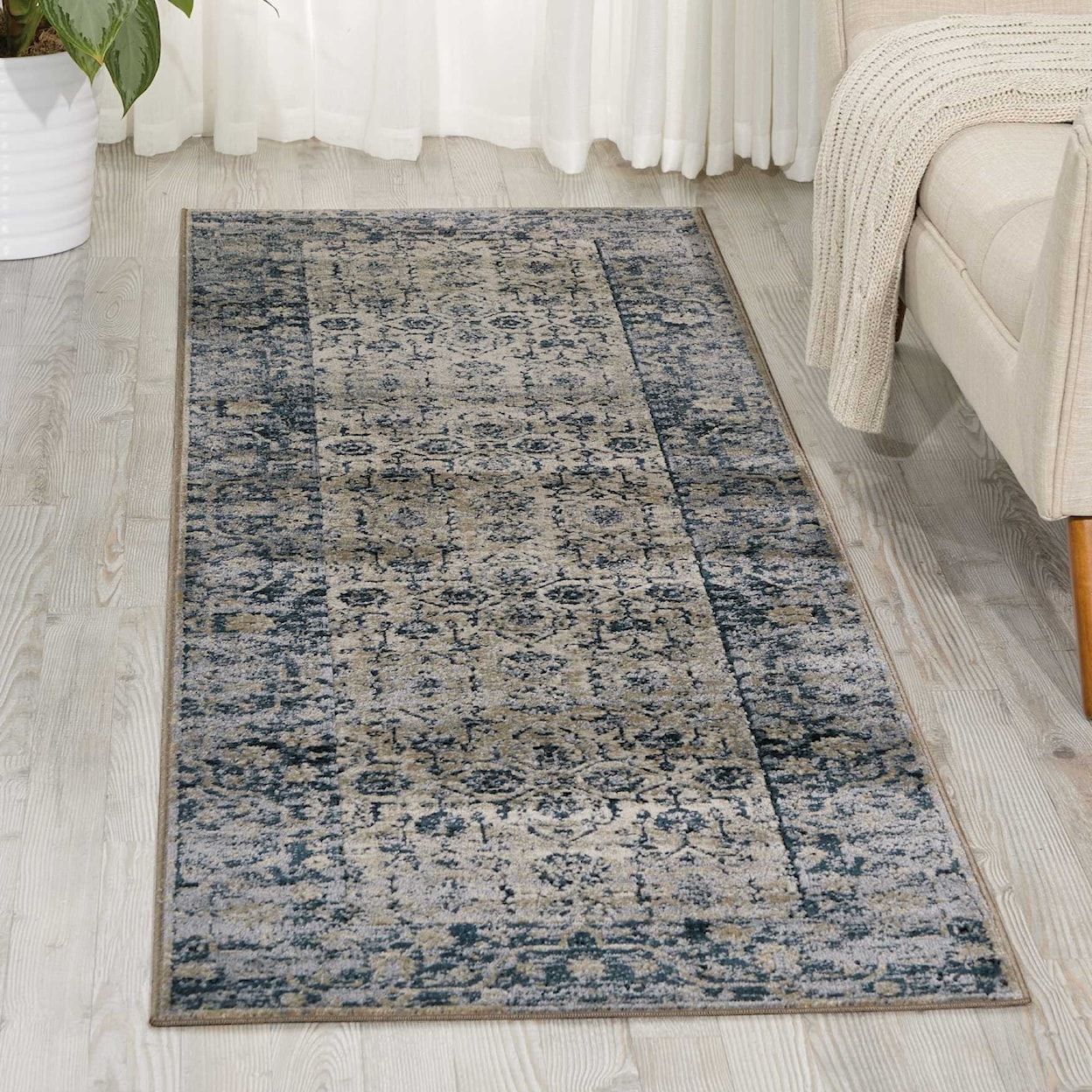 kathy ireland Home by Nourison Malta 2'2" x 7'7" Rug