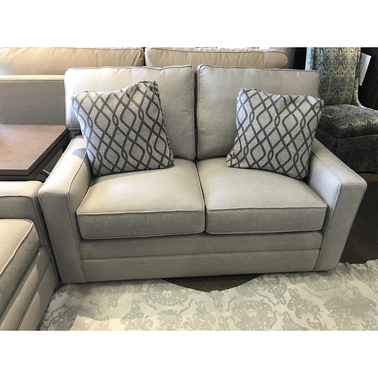 Kincaid Furniture Custom Select Kincaid Furniture Custom Select Loveseat