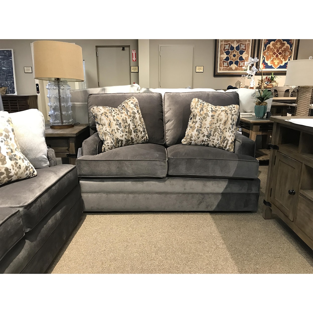 Kincaid Furniture Custom Select Kincaid Furniture Custom Select Loveseat