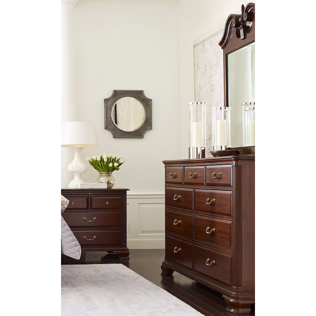 Kincaid Furniture Hadleigh Dresser and Mirror Set