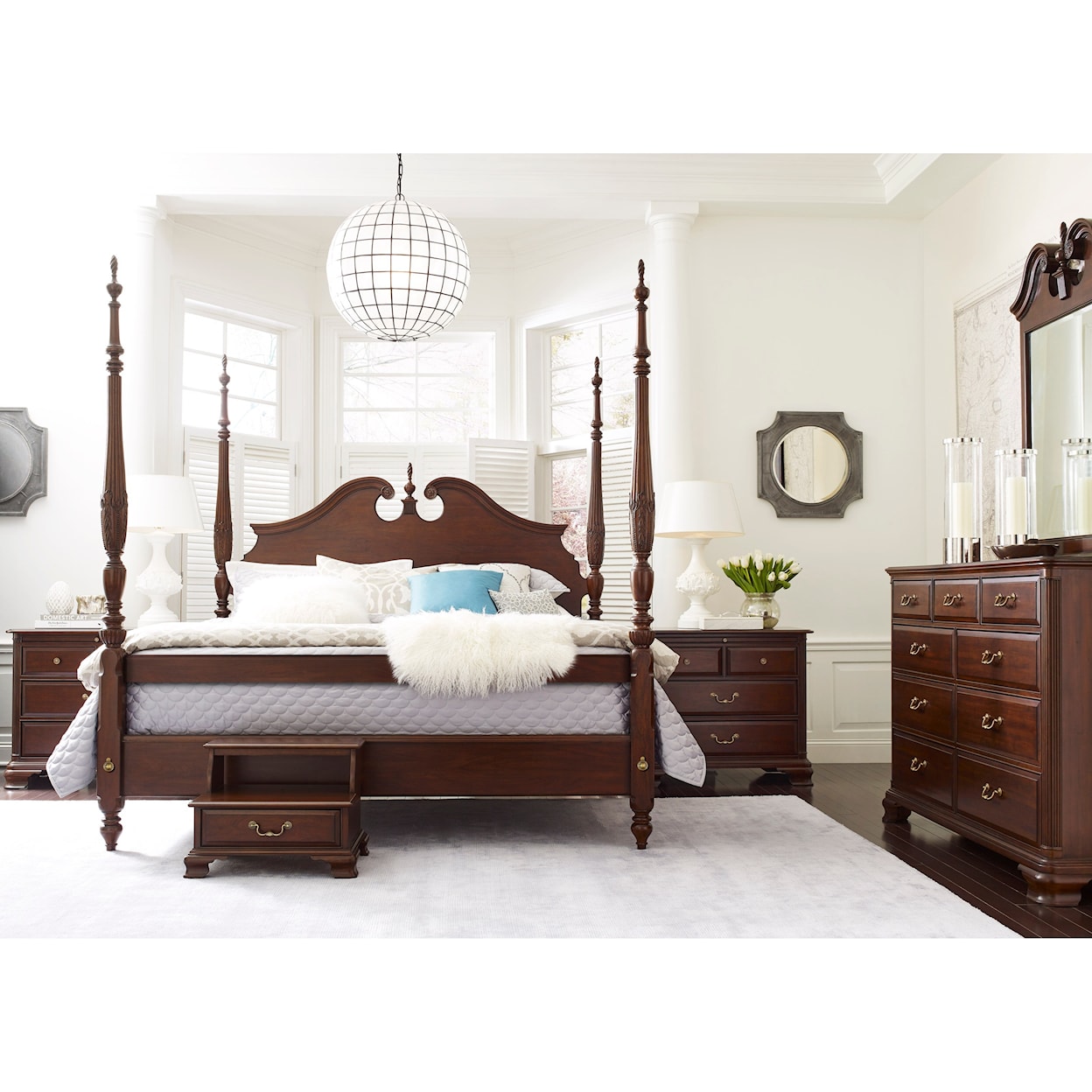 Kincaid Furniture Hadleigh Dresser and Mirror Set