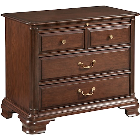 Traditional Four Drawer Bachelor's Chest with Pull-Out Laminate Shelf