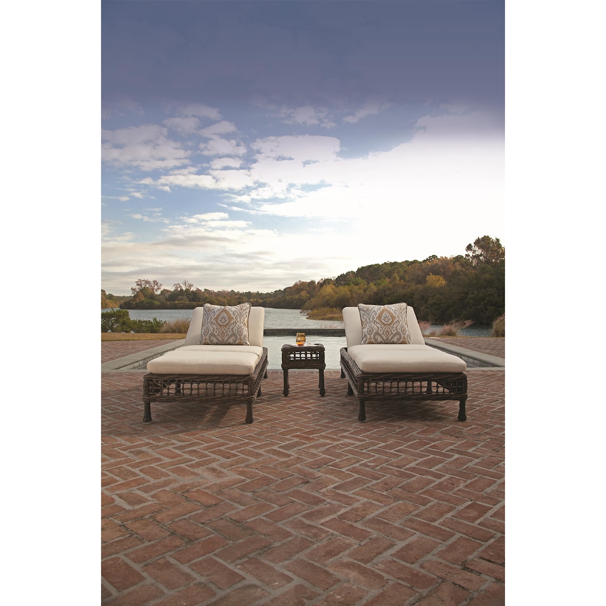 Lane Venture Moraya Bay Outdoor Chaise