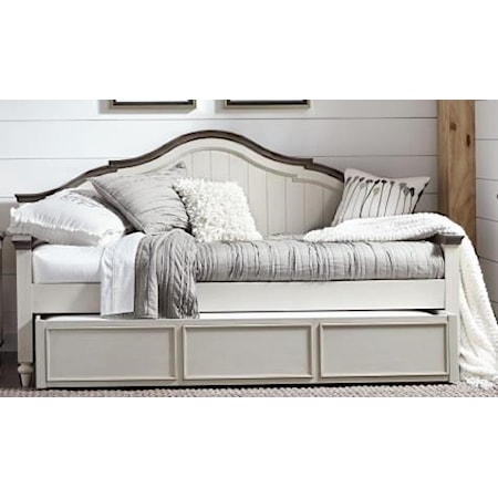 Lacey Daybed