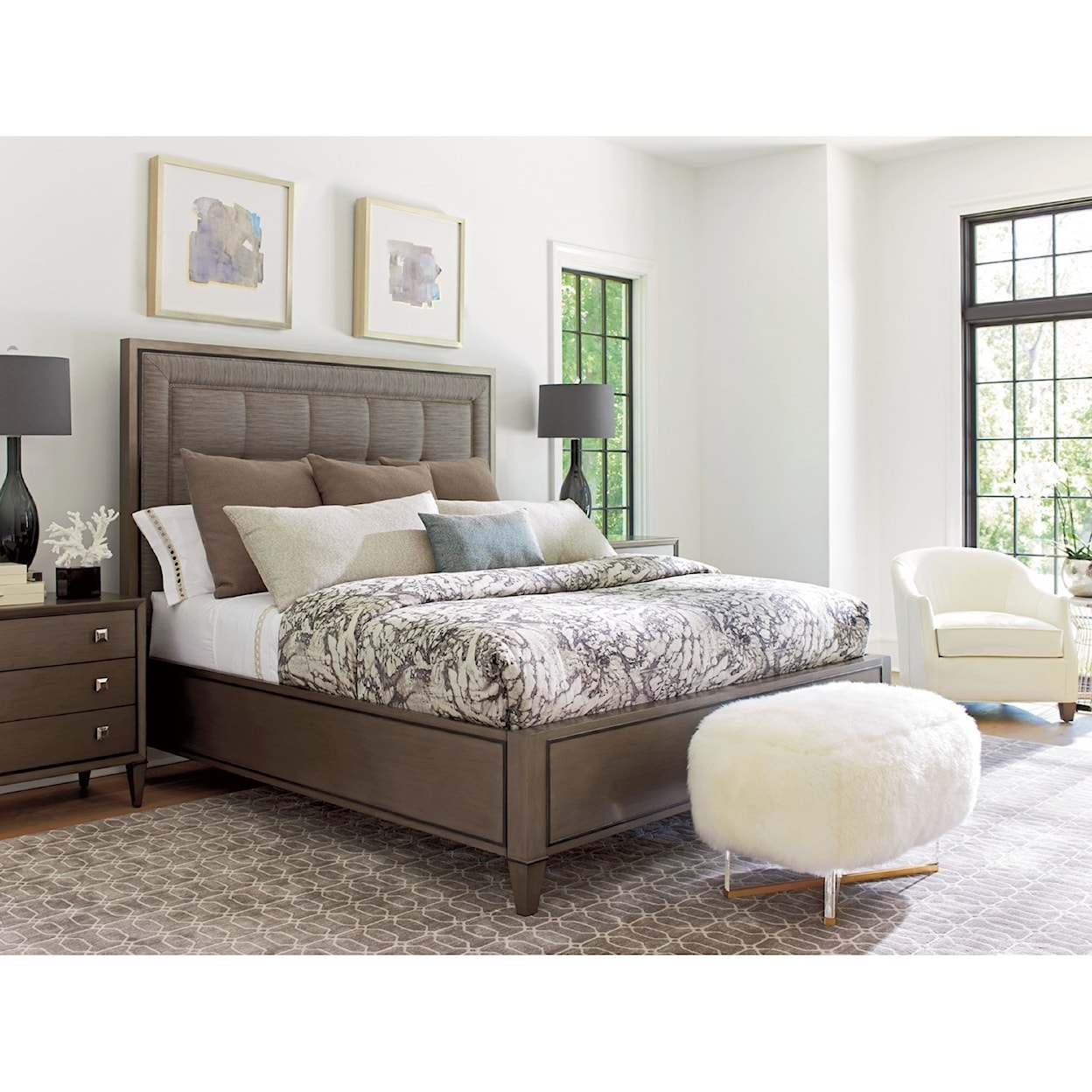 Lexington Ariana St. Tropez Upholstered Panel Bed 6/6 King