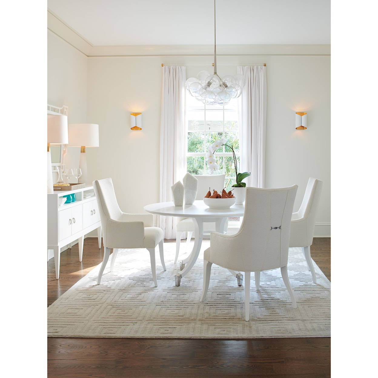 Lexington Avondale Bloomfield Round Dining Table