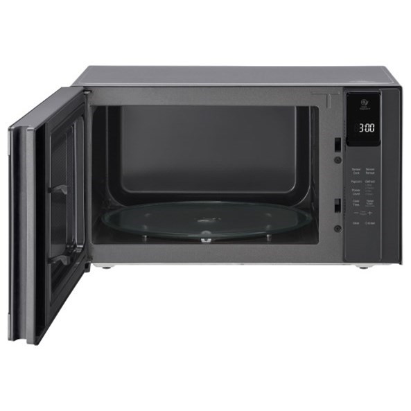 1.5 cu. ft. NeoChef™ Countertop Microwave