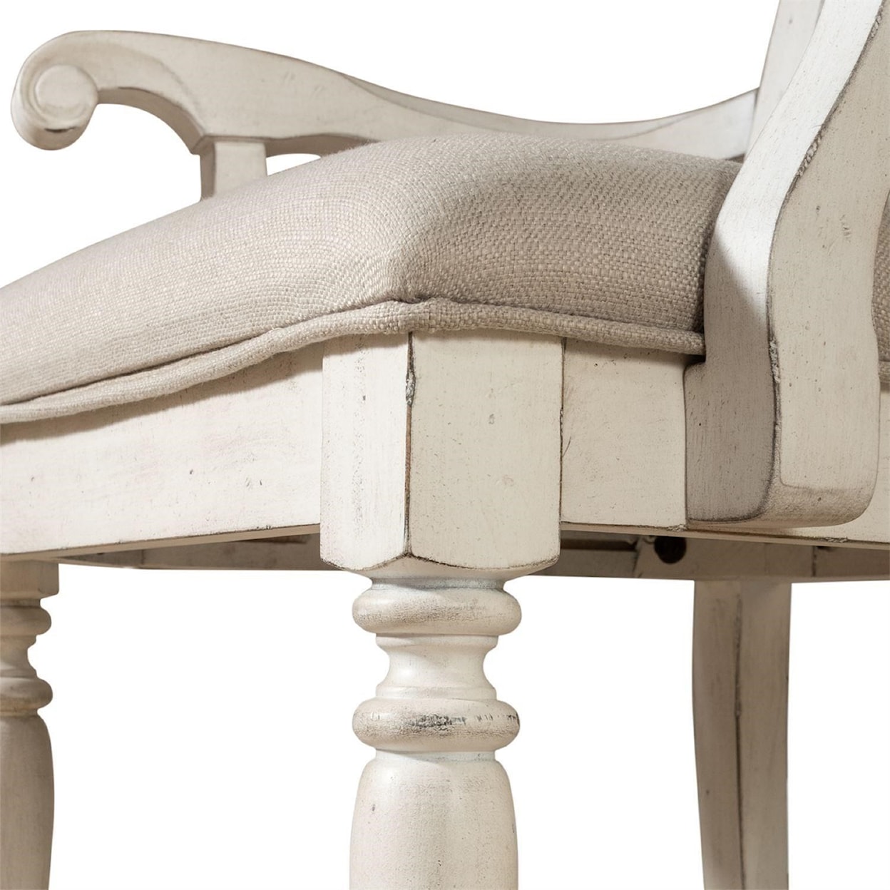 Liberty Furniture Abbey Road Splat Back Arm Chair