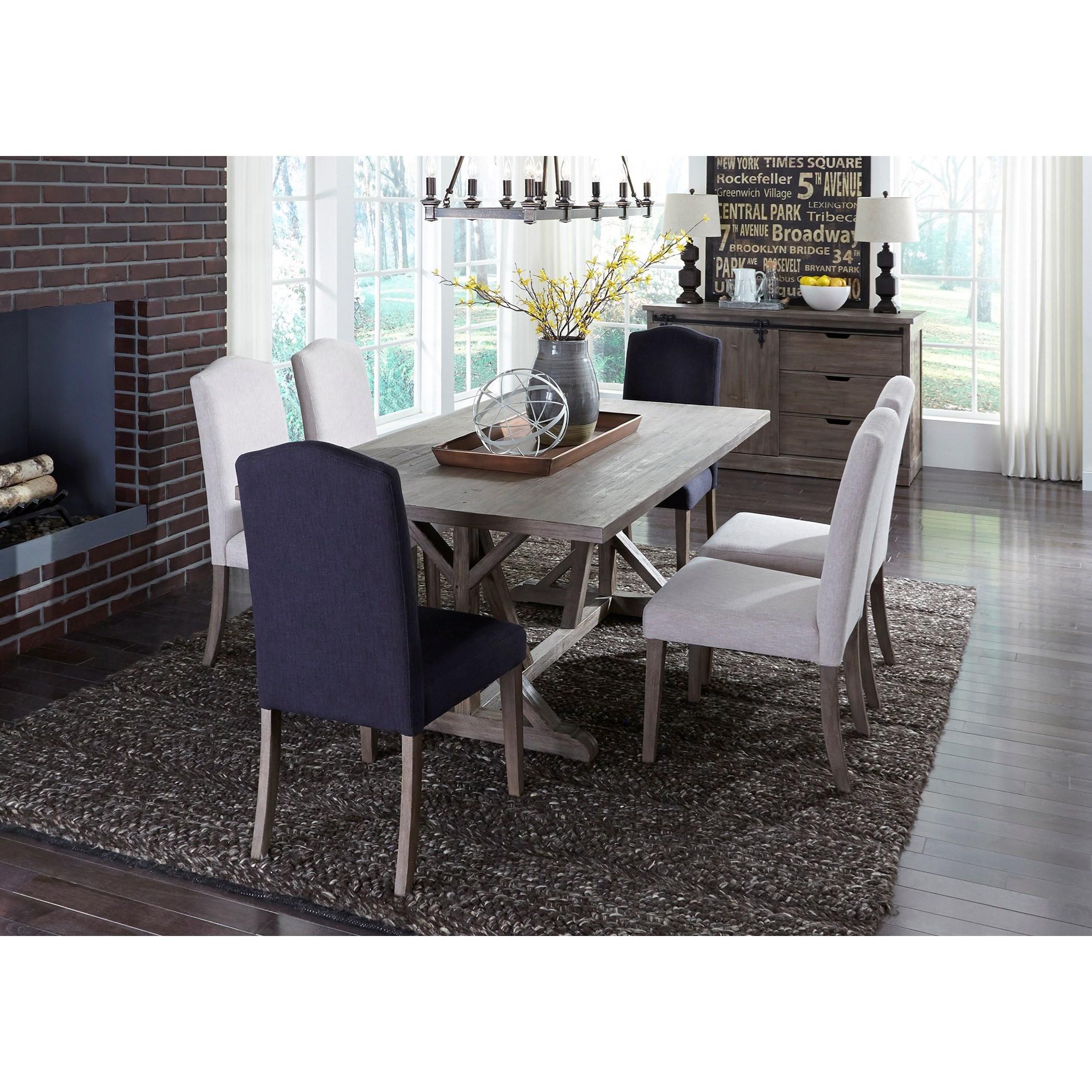 Casual Dining Room Group