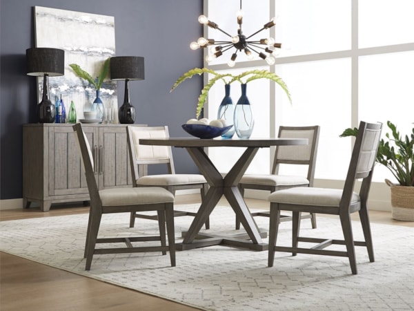 Casual Dining Room Group