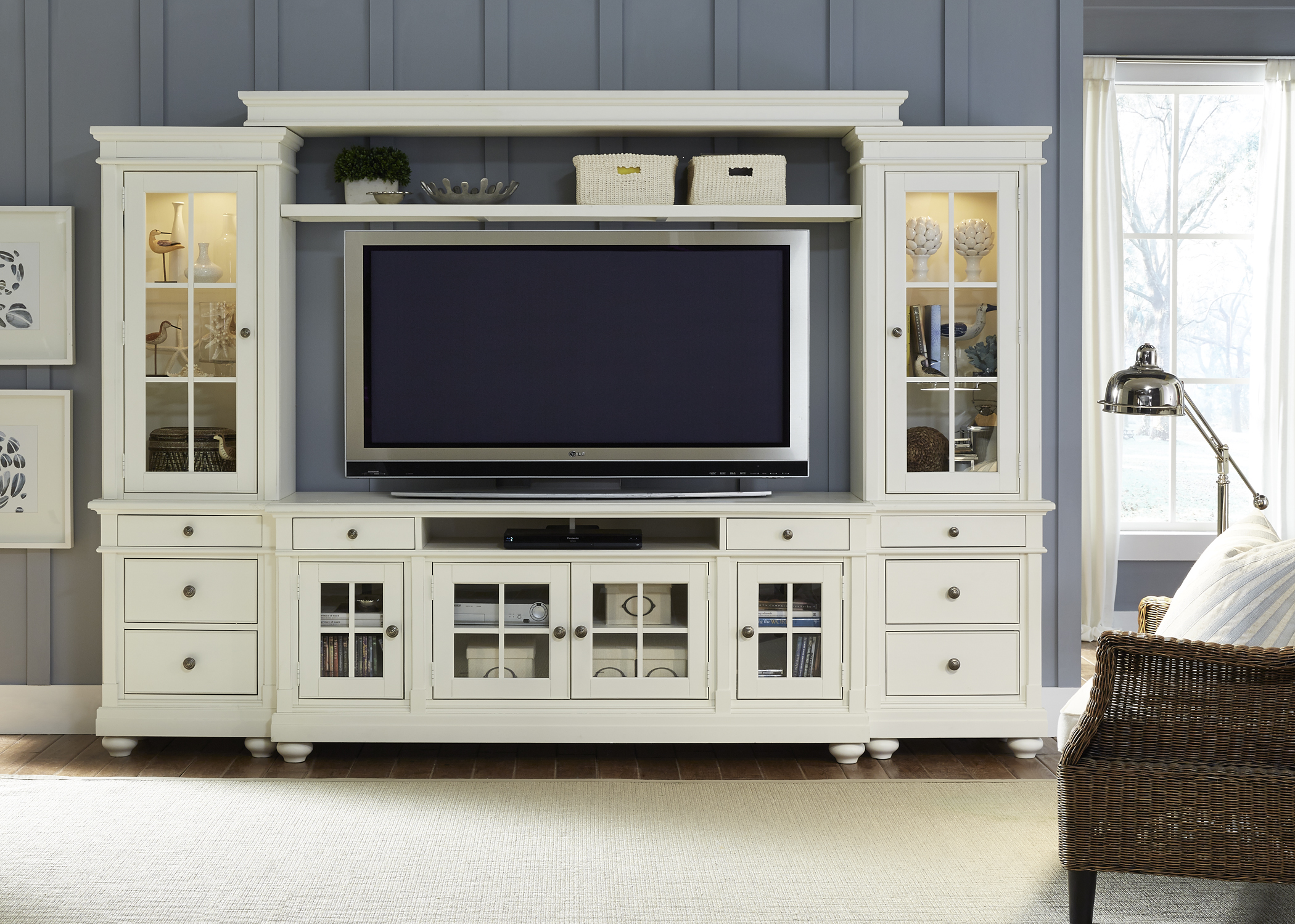 Entertainment Center with Piers 
