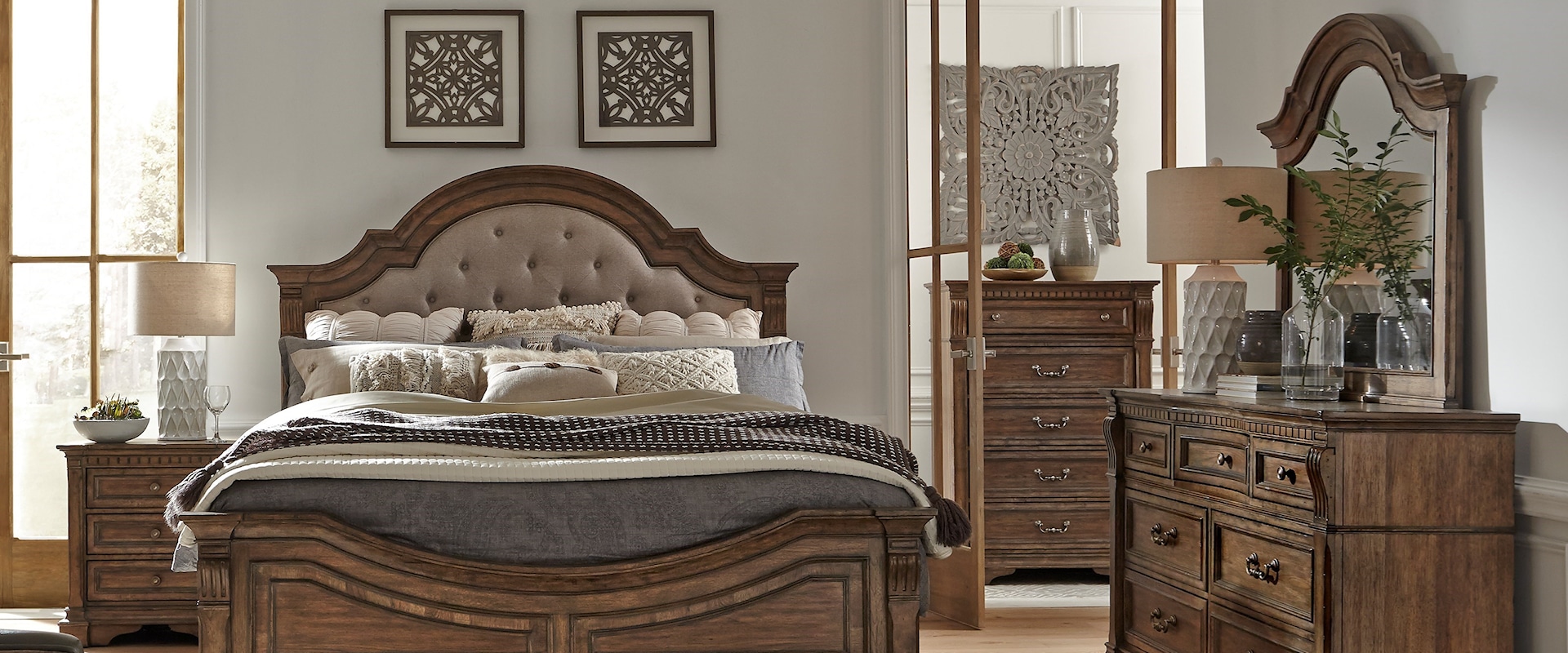 Queen Bedroom Group