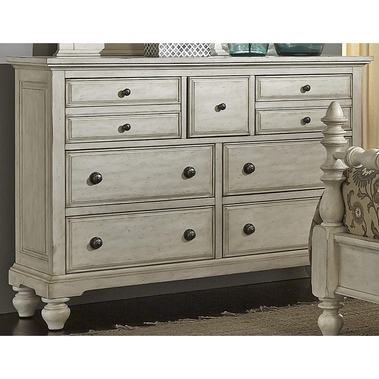 Liberty Furniture High Country 797 7 Drawer Chesser