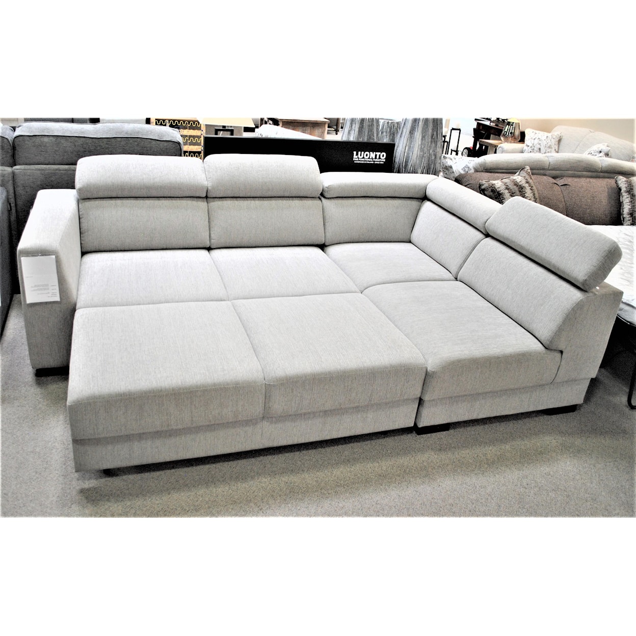 Luonto Fantasy Loveseat Sleeper Chaise