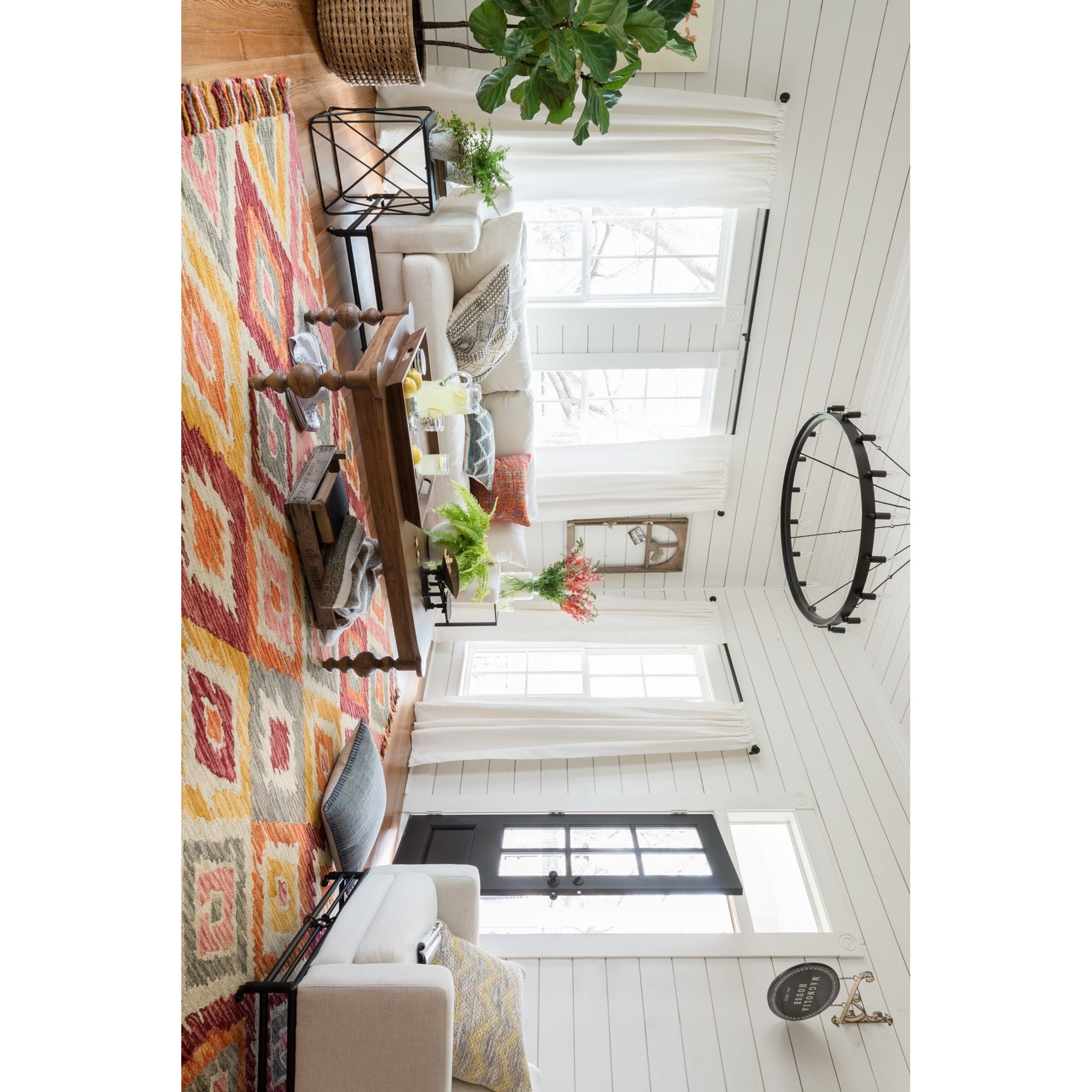 2' 6" X 7' 6" Runner Rug