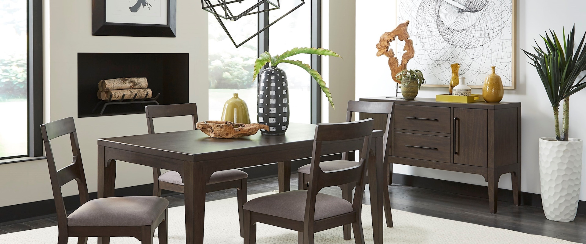 Casual Dining Room Group