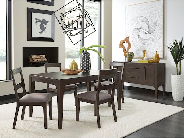 Casual Dining Room Group