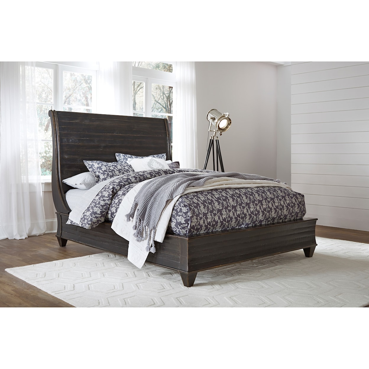 Modus International Philip California King Platform Bed