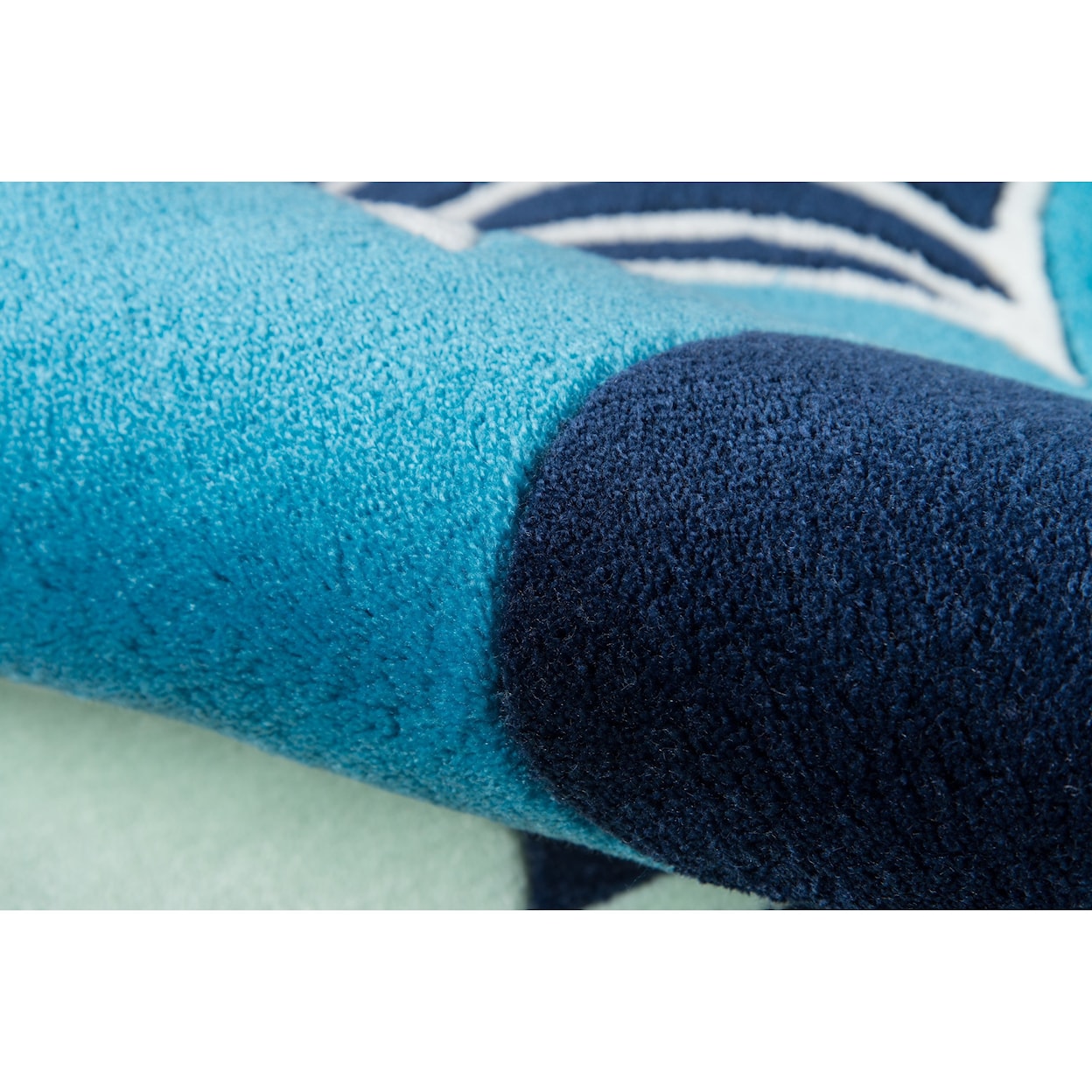 Momeni Lil Mo Whimsey Whale's Tail 8' X 10' Rug - Multi Blue