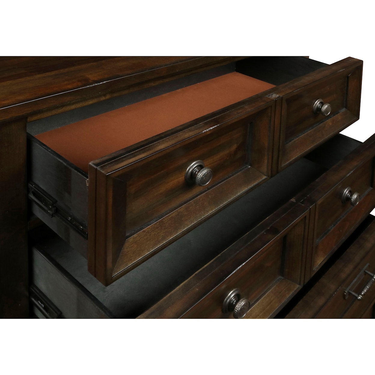 New Classic Sevilla Chest