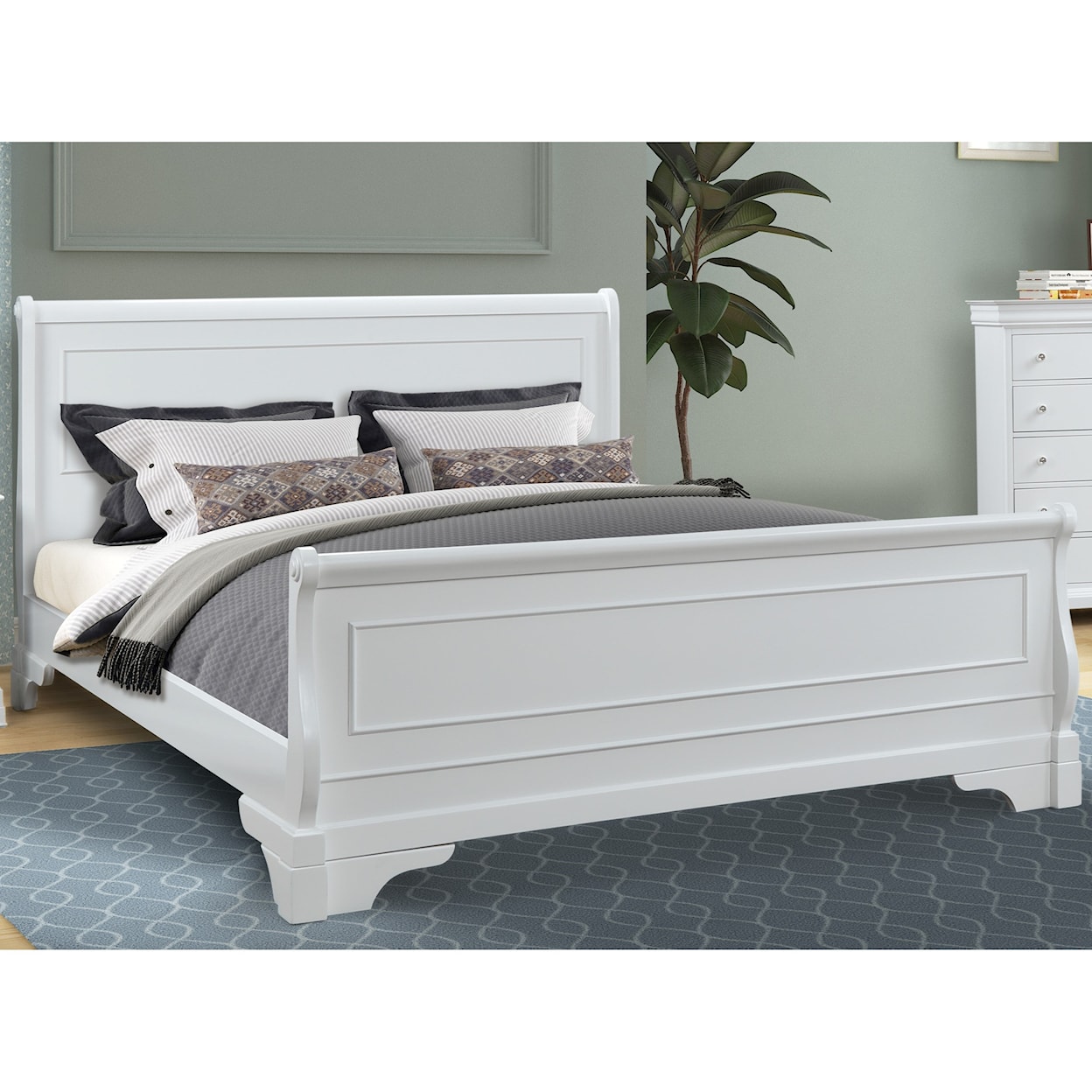 New Classic Versaille Queen Sleigh Bed