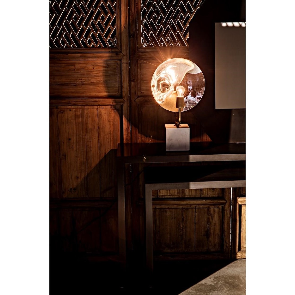 Noir Lighting Reflect Table Lamp