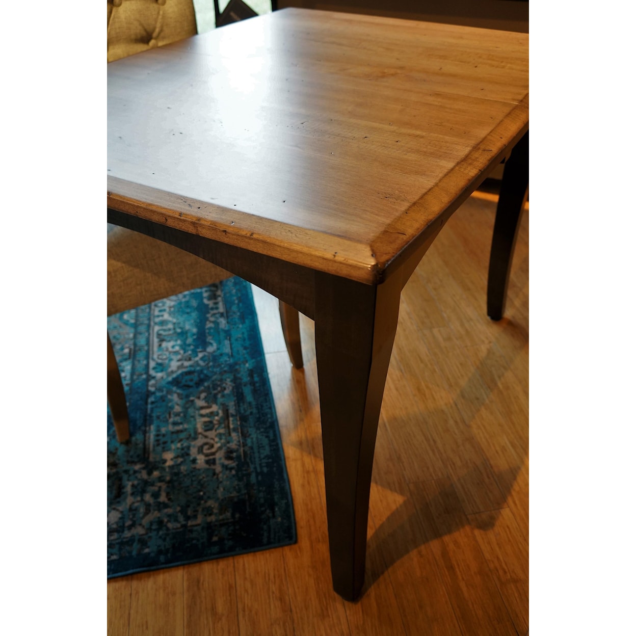 Oakwood Industries Casual Dining Achord Dining Table