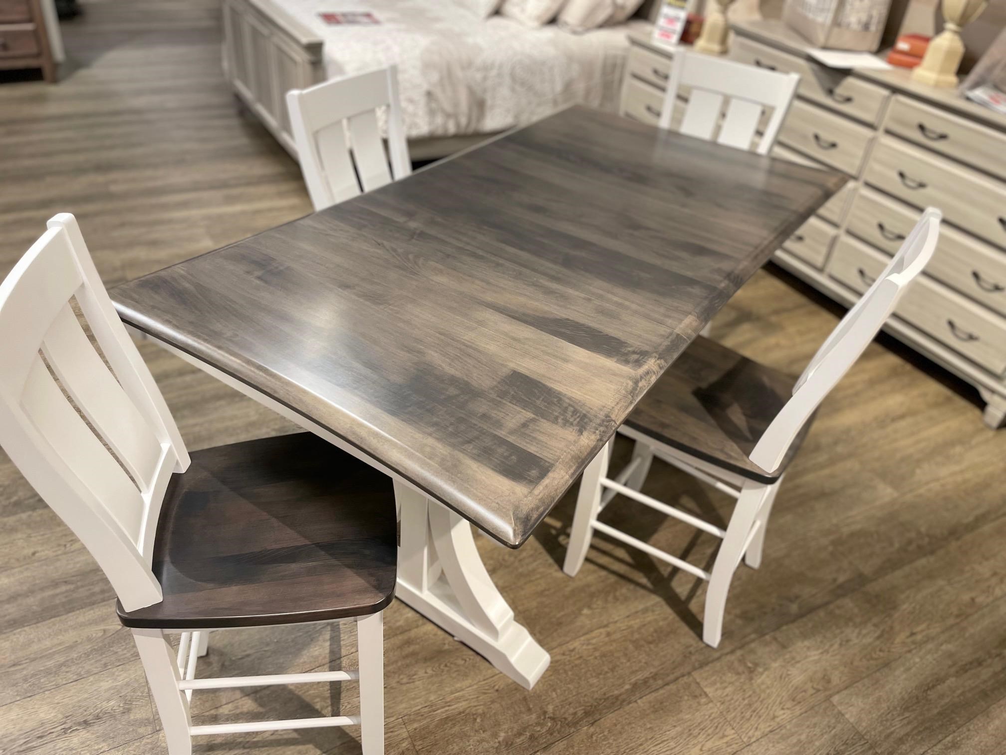 Counter Height Table with Barstools