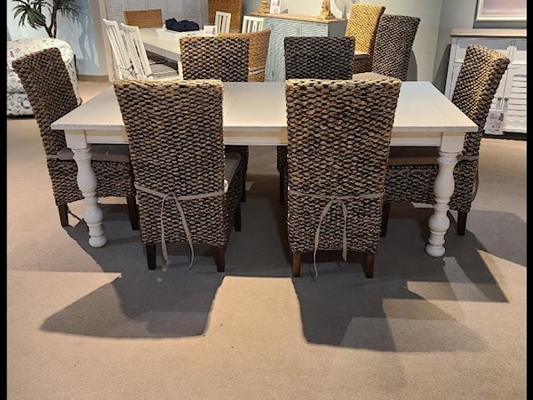 Dining table with Woven Side Chairs