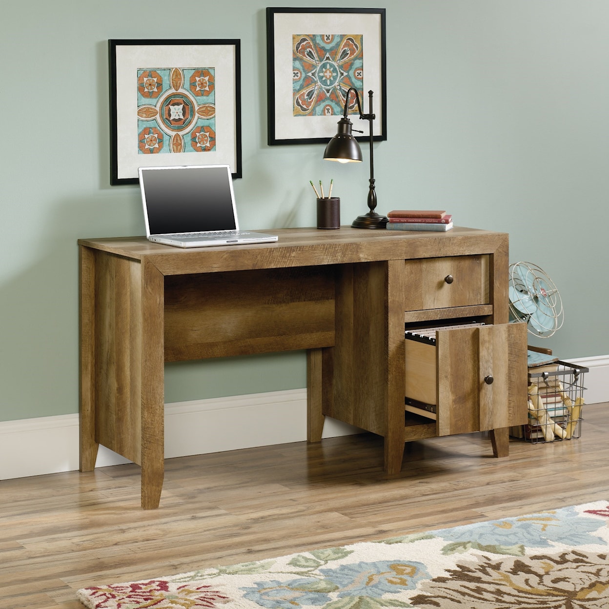 Sauder Dakota Pass Desk