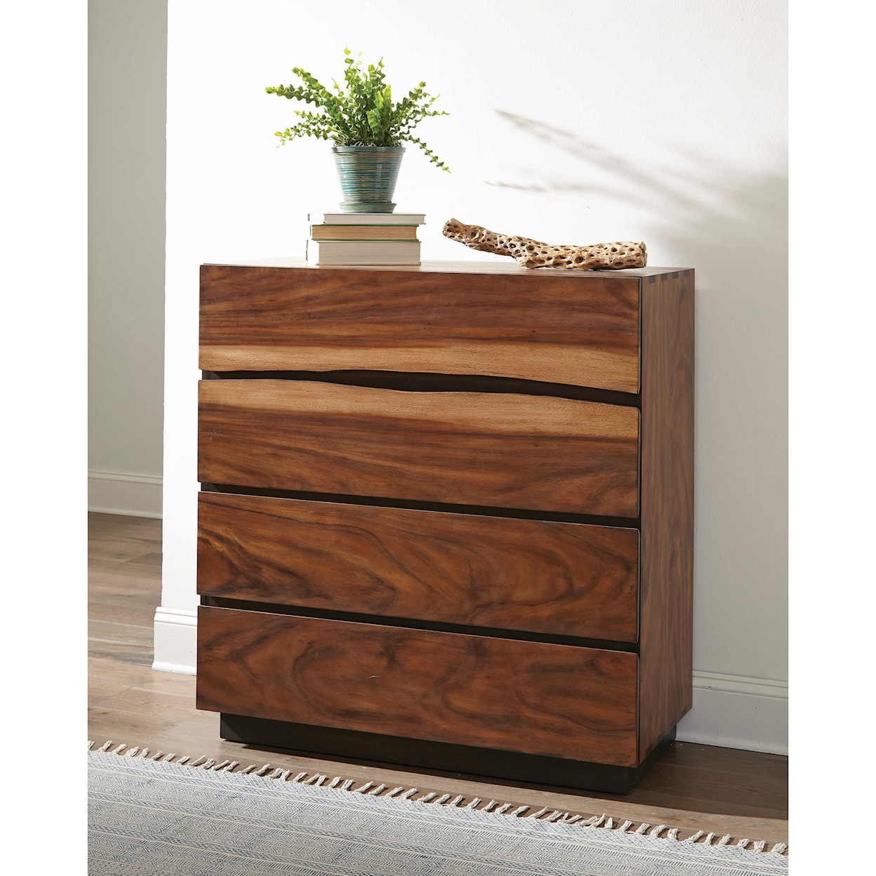 Coaster Winslow Chest