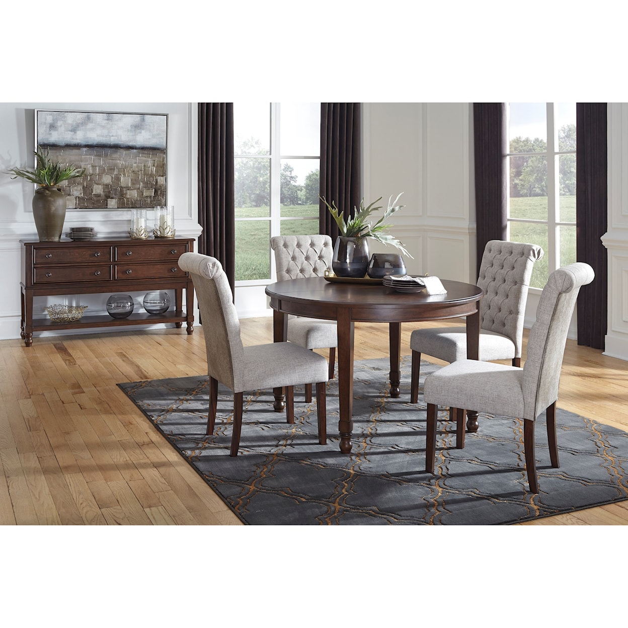 Benchcraft Adinton Casual Dining Room Group