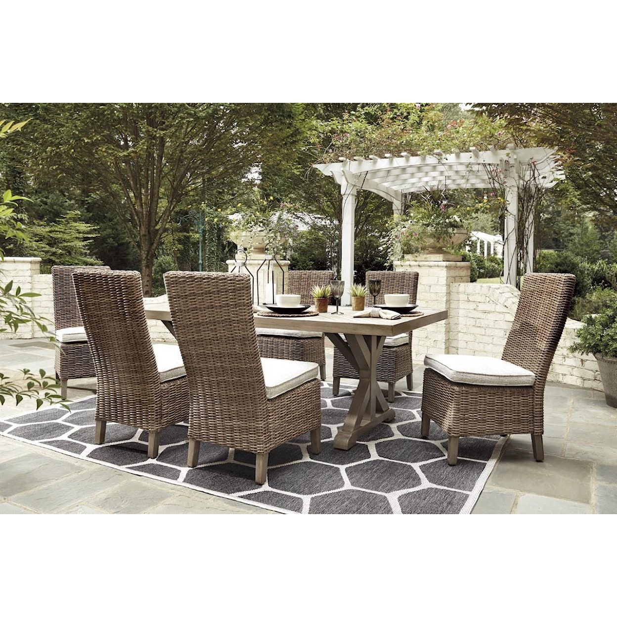 Belfort Select Bethany Outdoor Dining Set