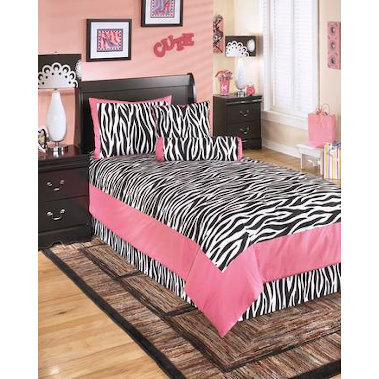 Ashley Furniture Signature Design Bedding Sets Twin Glamour Fuchsia Top of Bed Set
