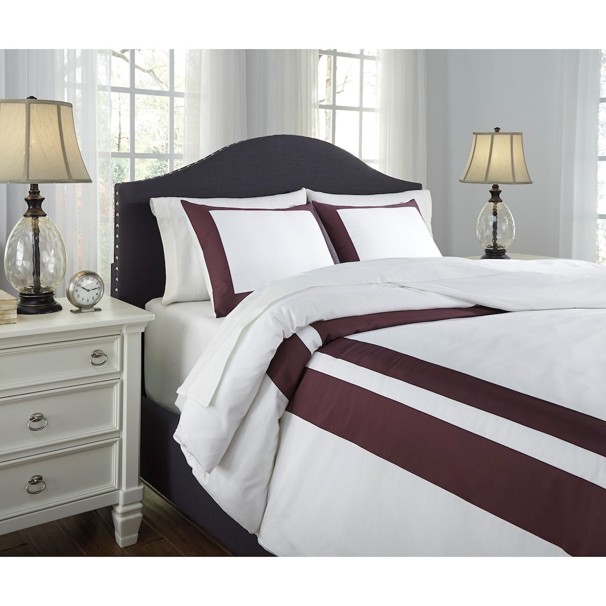 Signature Design by Ashley Furniture Bedding Sets Queen Daruka Duvet Cover Set