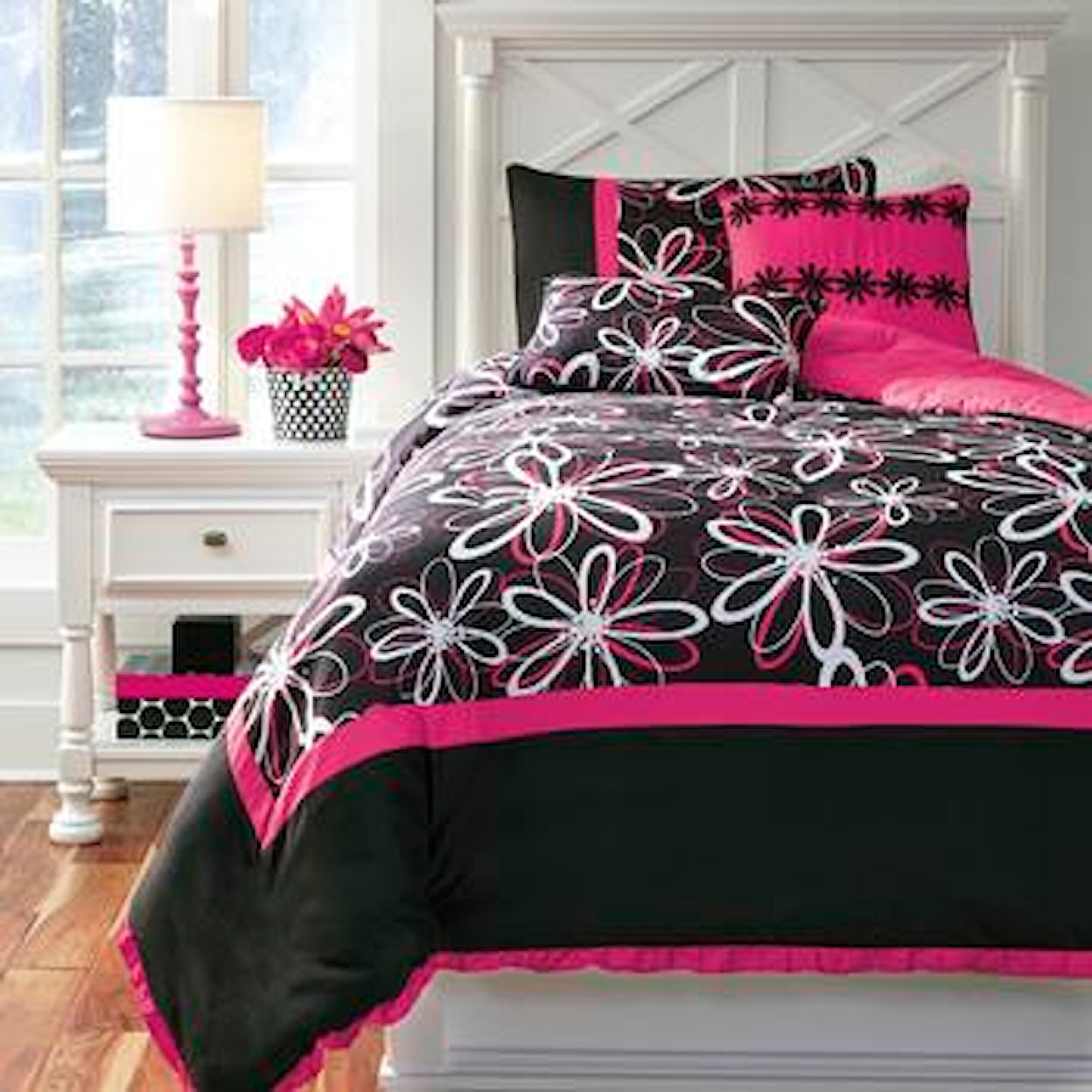 Signature Design by Ashley Bedding Sets Twin Razzi Pink Comforter