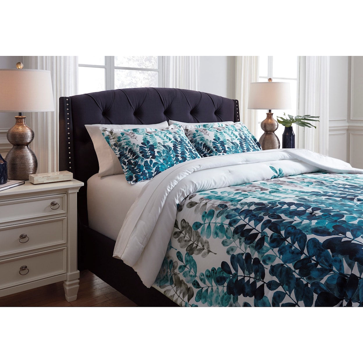 Ashley Furniture Signature Design Bedding Sets King Clearfield Bluel Comforter Set