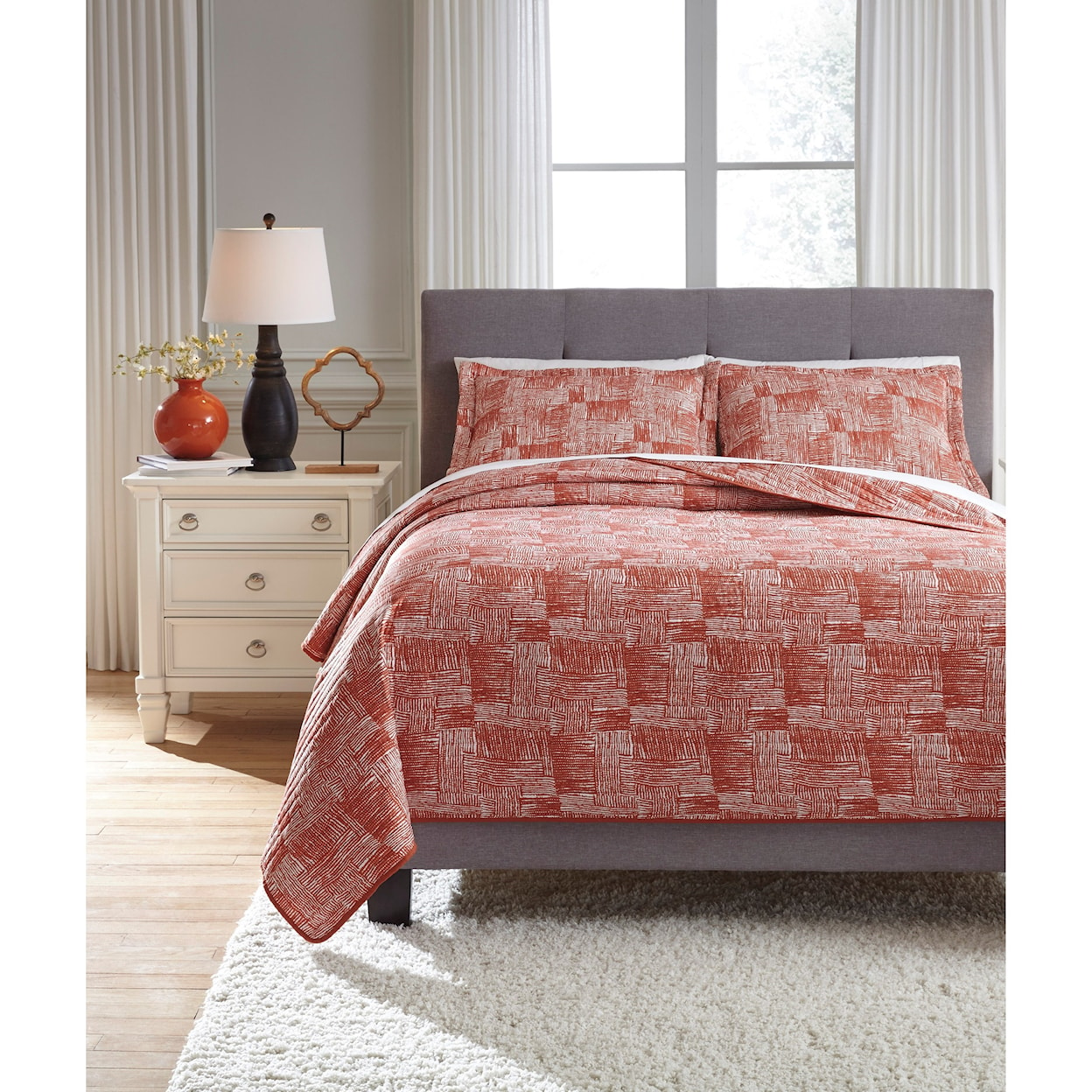 Signature Design by Ashley Furniture Bedding Sets Queen Jabesh Orange Quilt Set
