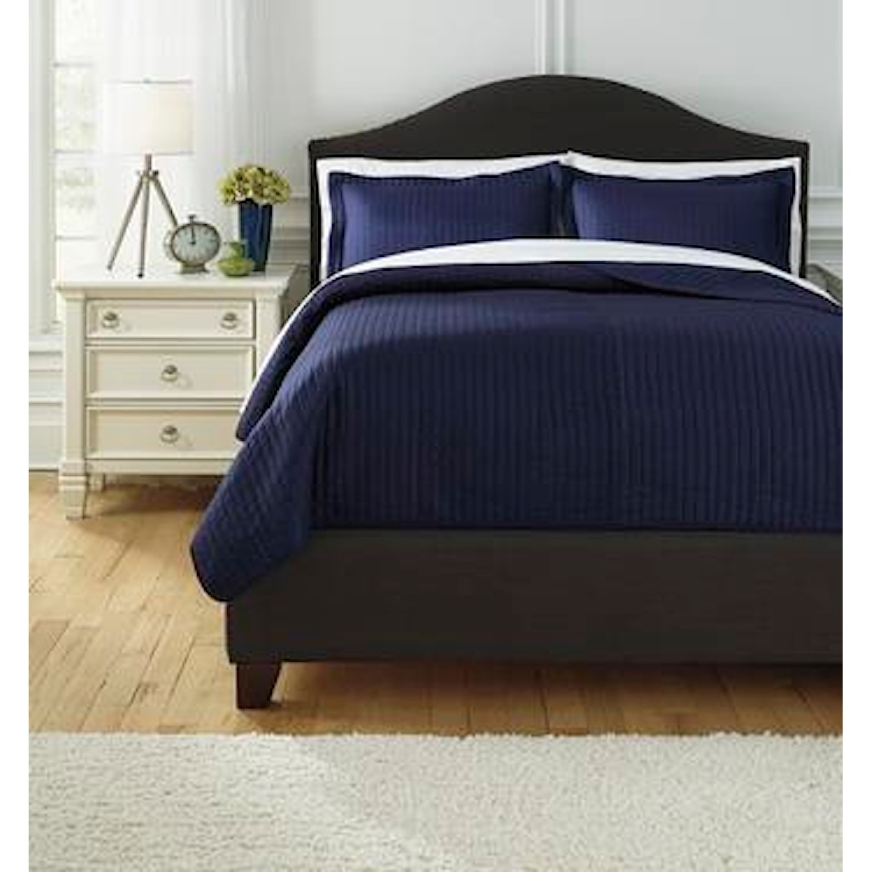 Benchcraft Bedding Sets King Raleda Navy Coverlet Set