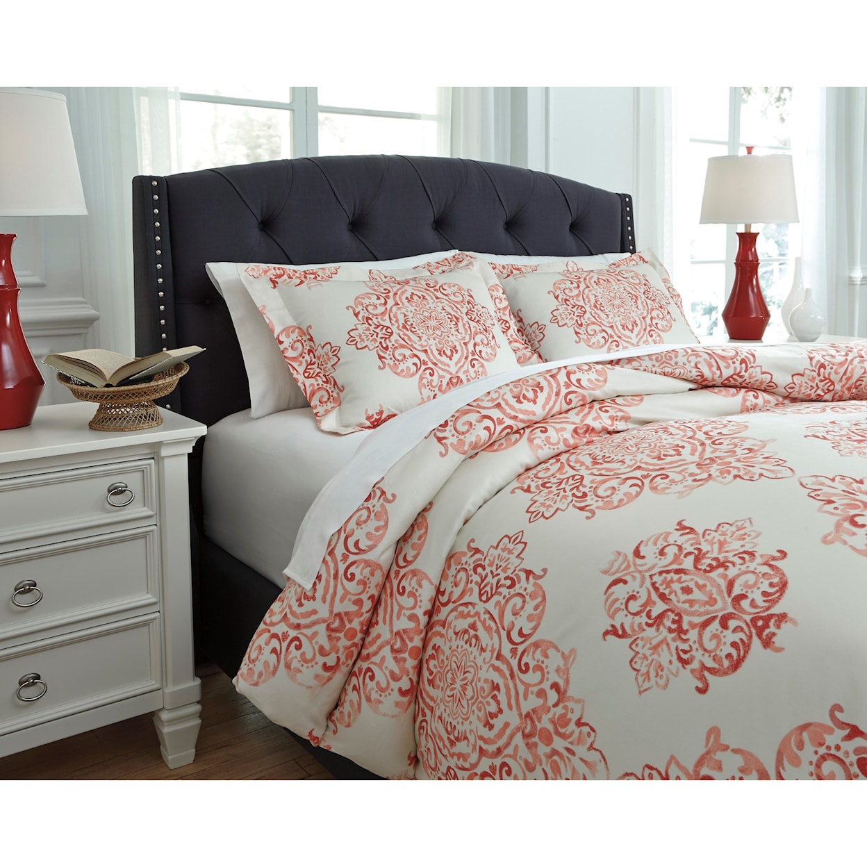 Signature Design by Ashley Furniture Bedding Sets Queen Fairholm Coral Duvet Cover Set