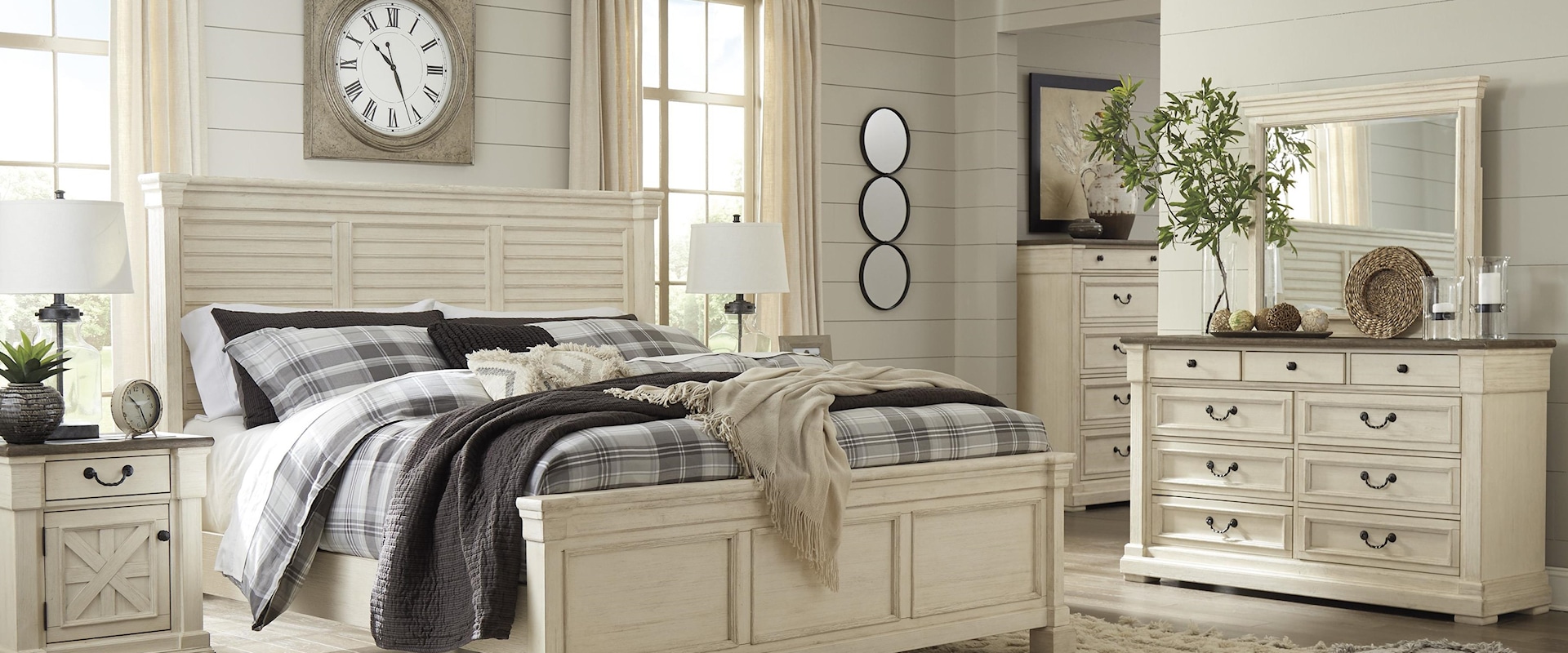 King Panel Bed with Louvered Headboard, Dresser, Mirror, 2 Nightstands and Chest Package