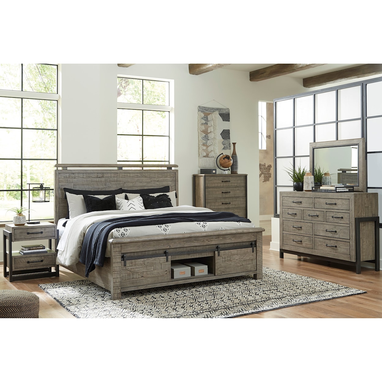 Signature Design by Ashley Brennagan Queen Panel Bed