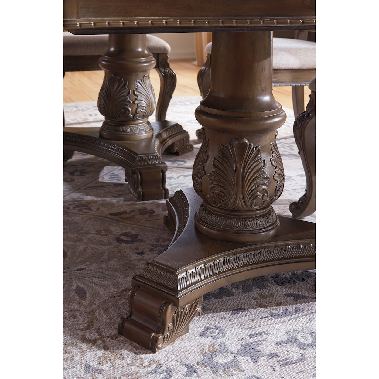 Signature Design by Ashley Charmond 11pc Dining Room Group