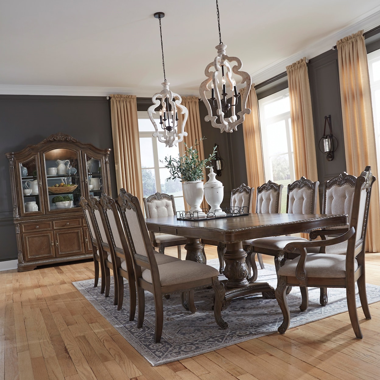 Signature Design by Ashley Charmond 11pc Dining Room Group