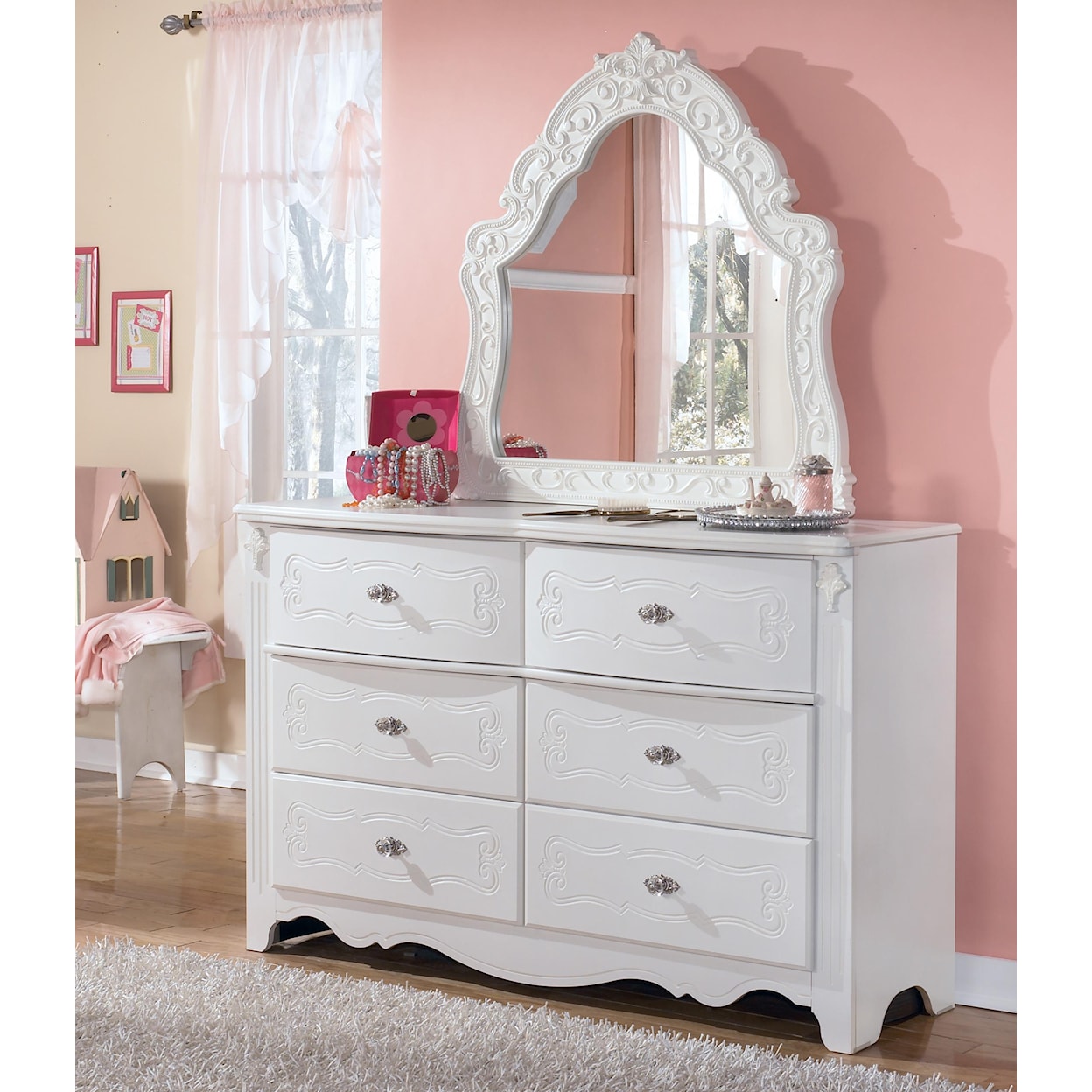 Signature Design by Ashley Exquisite Dresser & Bedroom Mirror