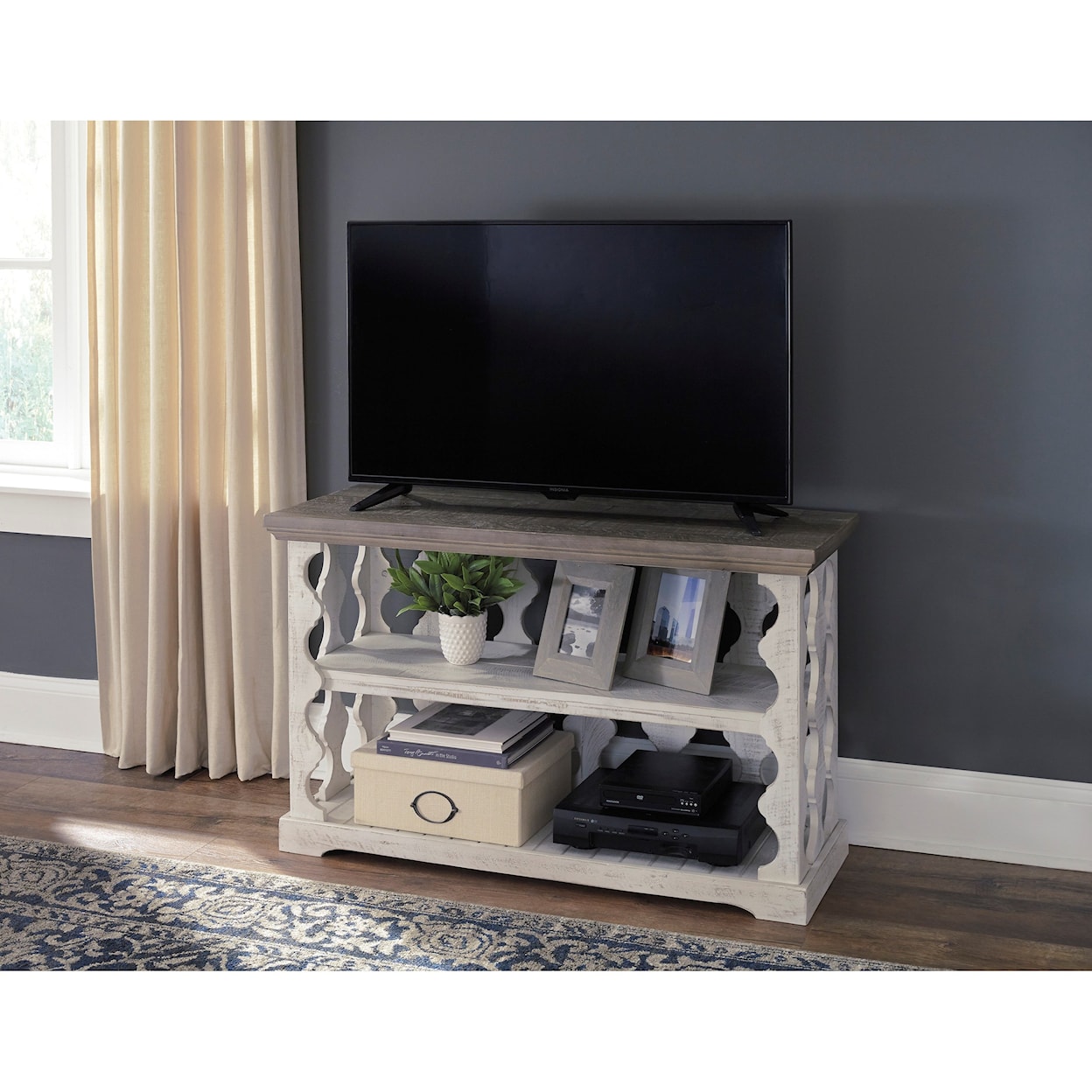 Signature Design by Ashley Furniture Havalance Console Sofa Table