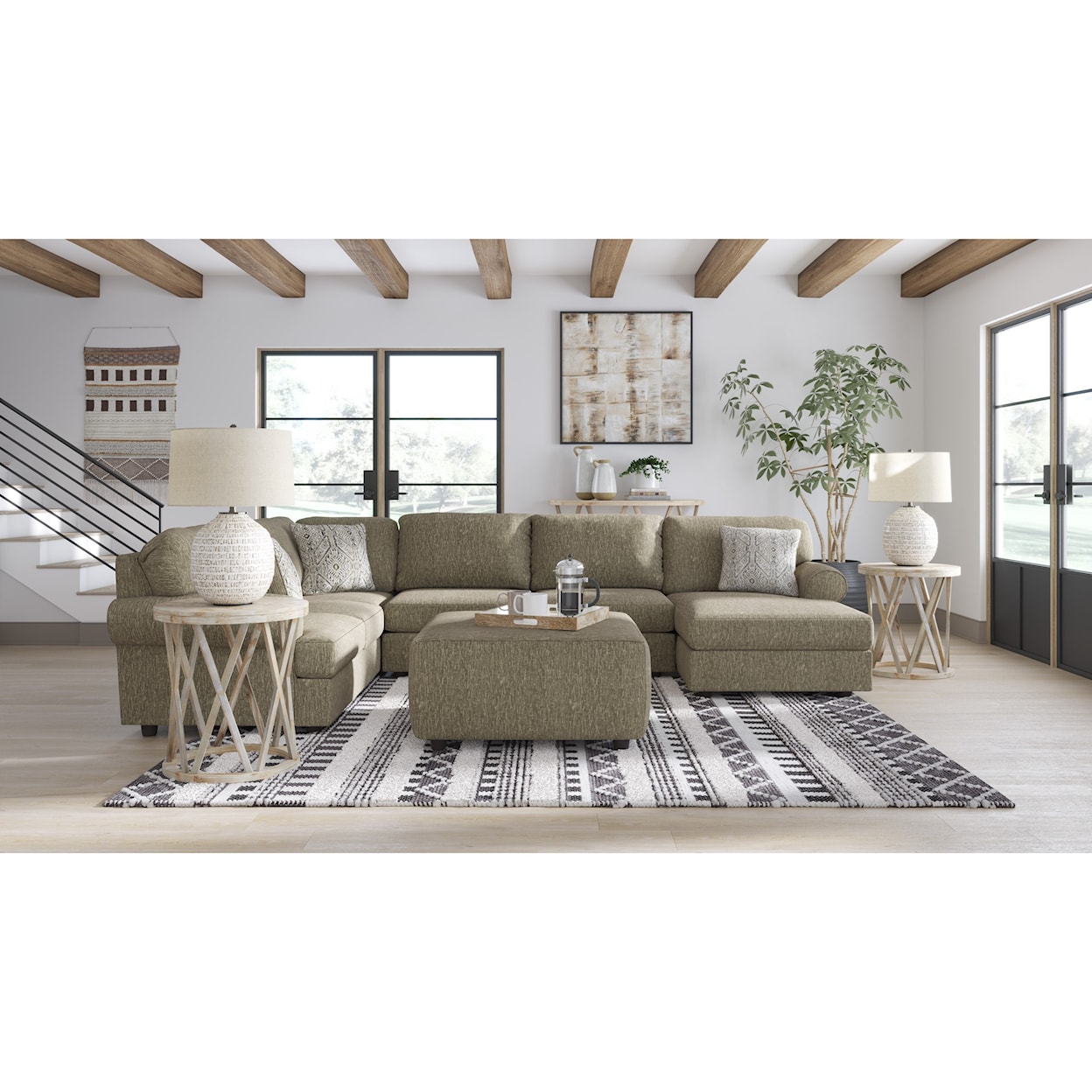 Benchcraft Hoylake 3-Piece Sectional with Chaise