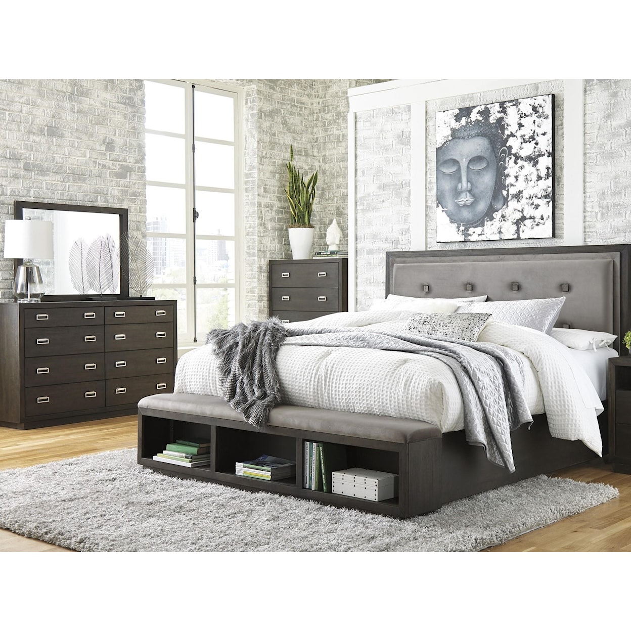 Signature Design by Ashley Hyndell Queen 5-pc Bedroom Group